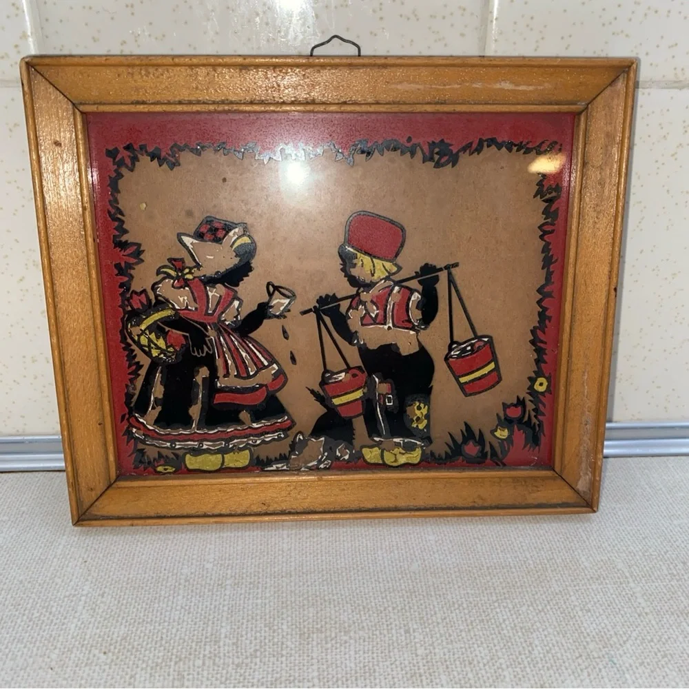 Dutch Kids No. 420 Deltex Products Co. VTG  Picture Hanging Painted‎ Glass Front